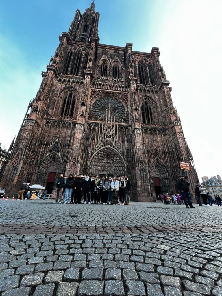 Eindrücke: Abschlussfahrt der Klasse 10 nach Straßburg – Kultur, Gemeinschaft und unvergessliche Eindrücke (7)