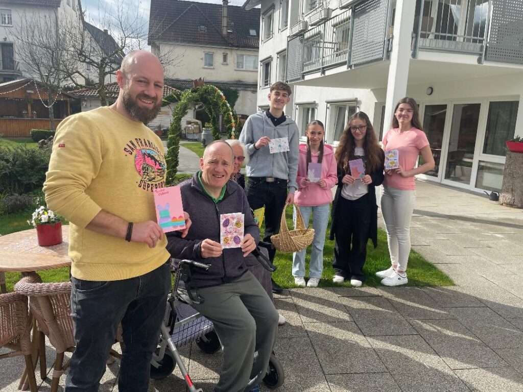 Vertrauens Lehrer Hr. Metzger mit Schülersprecher und Klassensprecherinnen der Klassen 8-10